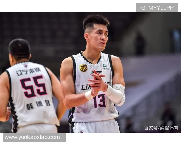 篮球八卦荣获月度最佳球员，实至名归